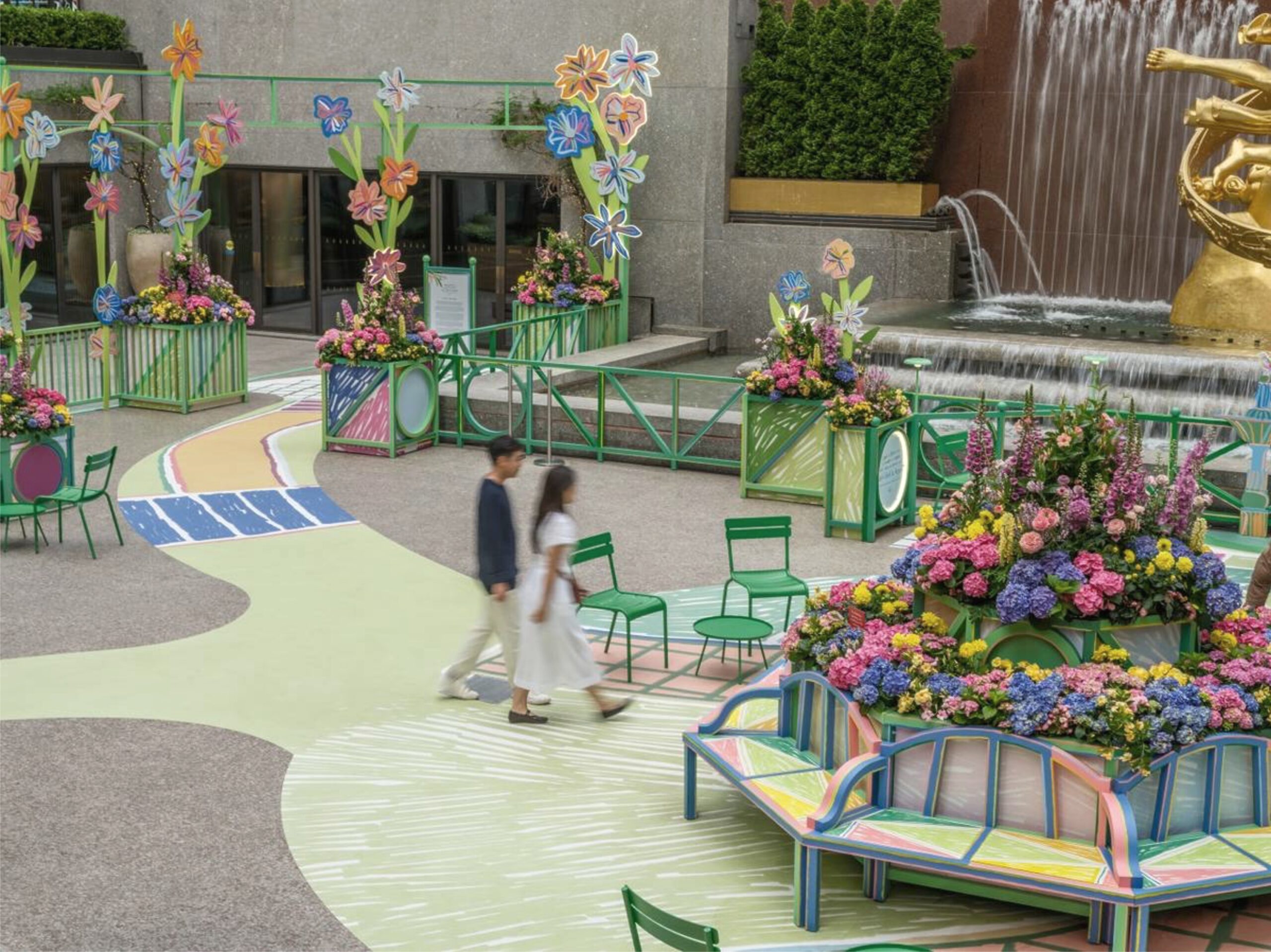 ROCKEFELLER CENTER BLOOMS